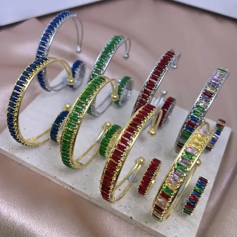 Brazalete y Anillo Abiertos Ajustables de Cobre con Diamantes de Imitación de Lujo para Mujer Joyas de Moda de Cristal