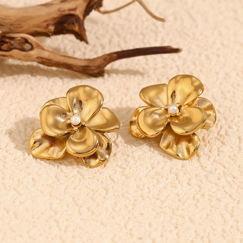 Pendientes De Botón Con Pétalos De Flores Retro Francés De Acero Inoxidable Chapado En Oro De 18K Con Perla Artificial Para Mujer