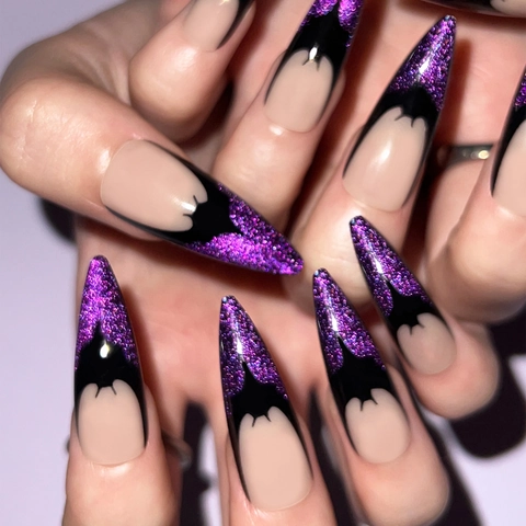 Uñas Postizas De Halloween Con Purpurina Morada Largas Stiletto Uñas Artificiales Murciélago Negro French Tip