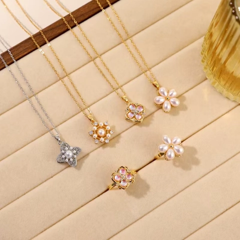 Rotating Flower Necklace And Ring Stainless Steel Zircon Artificial Pearl Inlaid Heart Clover Pendant Elegant Accessory For Women