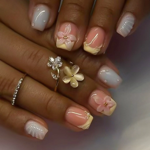 Ongles Press On Fleur 3D Dégradé Français Faux Ongles Avec Künstliche Perles Künstliche Perles Dorées Résine ABS Pour Femmes