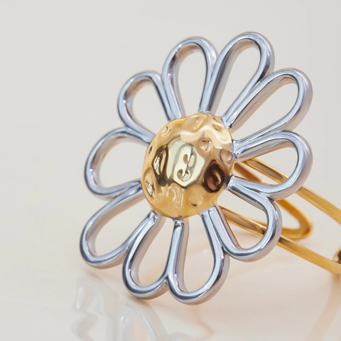 Anello Aperto in Acciaio Inossidabile Vintage a Forma di Fiore Bicolore Oro Argento Margherita Regolabile Gioielli per Donna