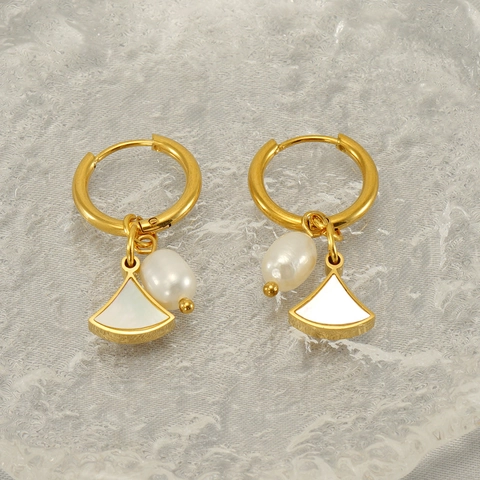 Orecchini A Cerchio Di Moda Con Conchiglia A Forma Di Ventaglio In Acciaio Inossidabile E Ciondoli Di Künstliche Perle Gioielli Placcati In Oro Per Donna