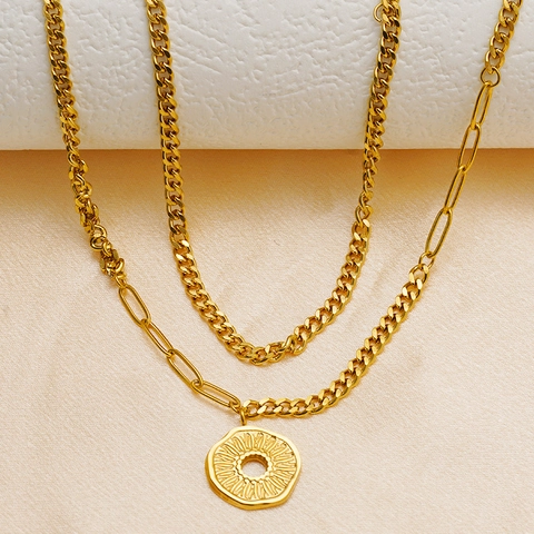 Collier Double Rang En Acier Inoxydable Plaqué Or 18K Avec Pendentif Circulaire Texturé Et Chaîne À Maillons Femme