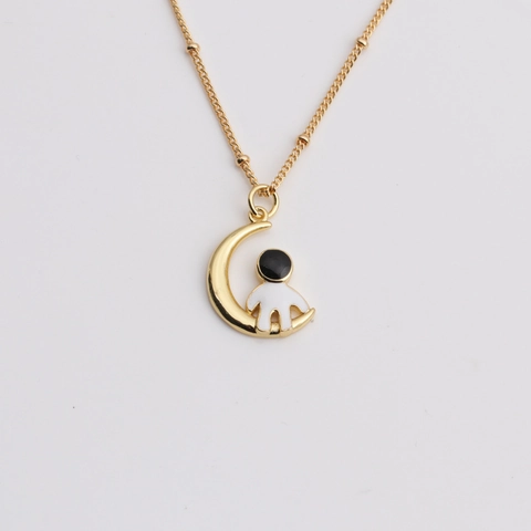 Collier Pendentif Astronaute Lune Cuivre Zircon Plaqué Or Bijou Créatif Espace Pour Femmes Filles