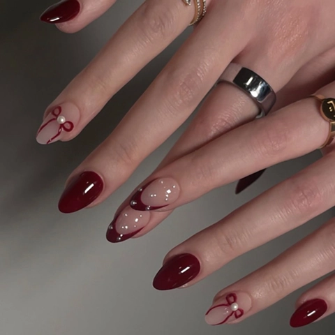 Faux Ongles Amande Rouge Vin Avec Künstliche Perles Artificielles Et Nœuds Style Français Élégant Ongles Artificiels