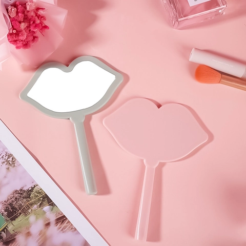 Lip Shaped Handheld Makeup Mirror Portable Plastic HD Cosmetic Vanity Mirror For Travel And Daily Beauty Tool