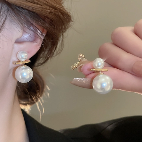 Orecchini Geometrici A Barra Con Künstliche Perle Sintetiche In Lega E Perno In Argento Accessorio Di Moda Elegante Da Donna