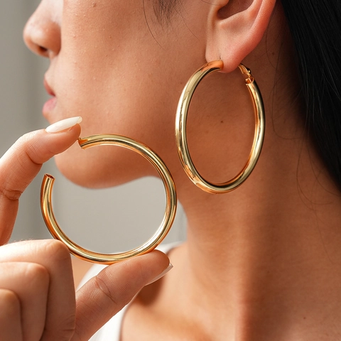 Orecchini A Cerchio Tondi Grossi Gioielli Geometrici Minimalisti Con Perno In Acciaio Metallo Lucido Stile Retrò Donna
