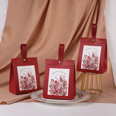 Hand Painted Floral Candy Box With PU Leather Handle Elegant Paper Gift Bag For Wedding Birthday Party Favor