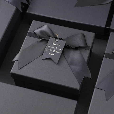 Black Gift Box Ribbon Bow Hanging Tag Matte Cardboard Packaging For Birthday Valentine Day Anniversary Business Present