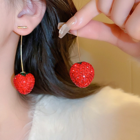 Pendientes De Fresa Con Diamantes De Imitación Aleación Diseño De Frutas Y Poste De Plata Joyería Para Mujeres