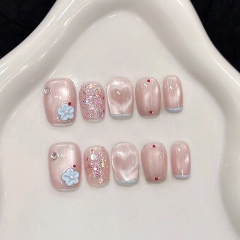 Unghie Finte Fatte A Mano Plastica ABS Blu Rosa Effetto Occhio Di Gatto Fiore 3D Stile Francese Luccicanti Strass Donne
