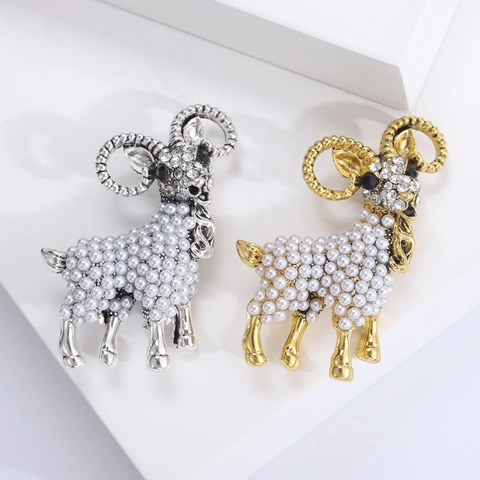 Spilla Pecora Lega Perla Artificial Strass Animale Corsage Pin Carino Elegante Gioielli Accessorio Per Donne