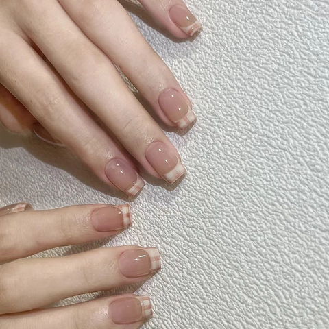 Uñas Postizas Press On French Gingham Marrón Retro Brillante Plástico ABS Forma Cuadrada Redonda Para Mujeres