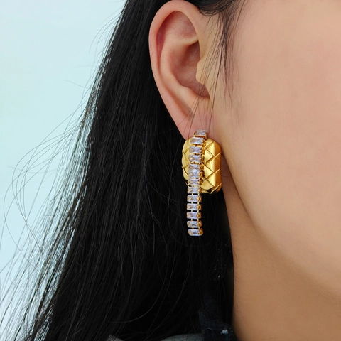 Vintage Gesteppte Gold Edelstahl Hängeohrringe Für Damen Rechteck Schwarz Lila Zirkonia Pavé Reihe Ohrringe Modeschmuck