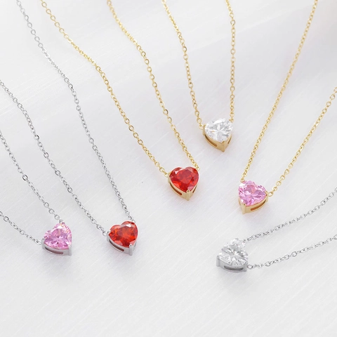 Collana Con Ciondolo A Cuore Acciaio Inossidabile Placcato Oro 14K Zirconia Stile Ins Design Per Donne