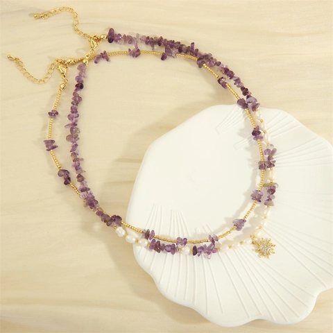Collana a Doppio Strato in Pietra Naturale Viola con Perla d'Acqua Dolce Ciondolo Sole Oro Strass Intarsiato Gioielli Donna