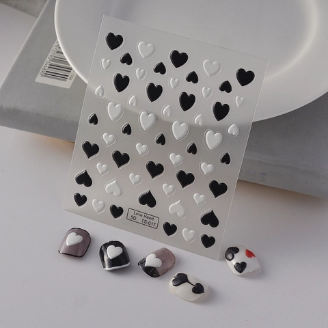 Autocollants Art Des Ongles En Relief 5D Motifs De Coeur Auto-Adhésifs Décoration De Manucure Style Minimaliste Pour Femmes