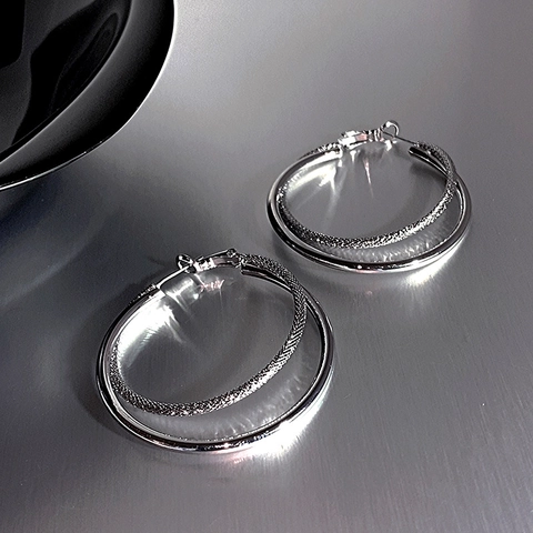 Zweilagige Creolen Legierung Strukturierte Geometrische Minimalistische Moderne Damen Schmuck Mit 925 Silber Ohrstecker