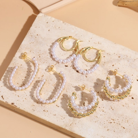 Orecchini A Cerchio Con Künstliche Perle Lusso Retrò Francese Gioielli Forma C Con Perno In Rame Per Donna Stile Elegante