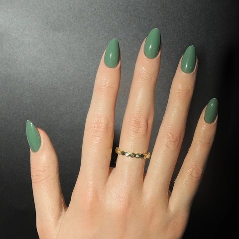 Olive Green Press On Nails Almond Shape Short Glossy Solid Color Artificial Plastic False Nails For Women Manicure