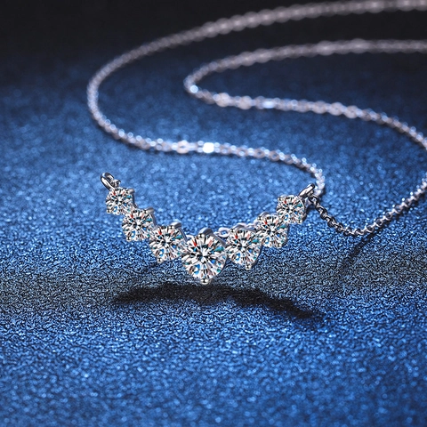 Collar con Colgante de Sonrisa de Plata de Ley 925 para Mujer Elegante Collar en Forma de U con Incrustaciones de Moissanita Joyería Regalo de Boda
