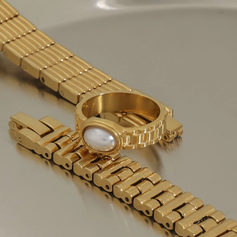 Vintage Gold Plated Stainless Steel Ring With White Oval Faux Artificial Pearl Watch Band Chain Design Trendy Jewelry For Women