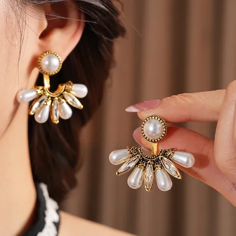 Pendientes De Perlas Artificiales En Forma De Abanico Strass Aleación Joyería Estilo Palacio Vintage Con Poste De Plata Para Mujer
