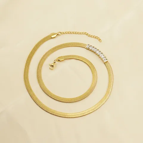 Collier Chaîne Serpent Plate Plaqué Or 18K Acier Inoxydable Zircon Rectangulaire Incrusté Bijoux Minimalistes Pour Femmes