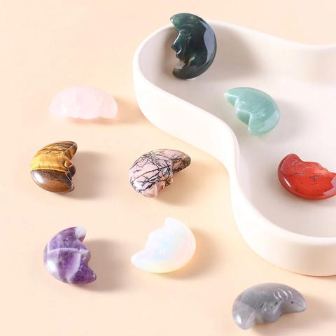Natural Crystal Moon Face Carved Ornament Crescent Healing Gemstone Home Decor Meditation Stone
