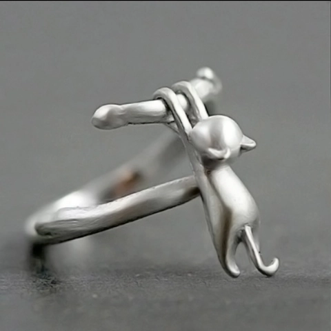 Cute Cat Climbing Branch Ring Adjustable Copper Platinum Plated Animal Novelty Fashion Jewelry Gift For Women