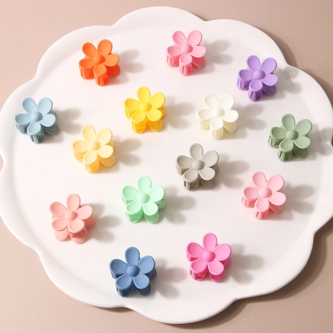 Flower Hair Claw Clips Matte Mini Macaron Colorful Plastic Styling Accessories For Women Girls Hairpin Fastener