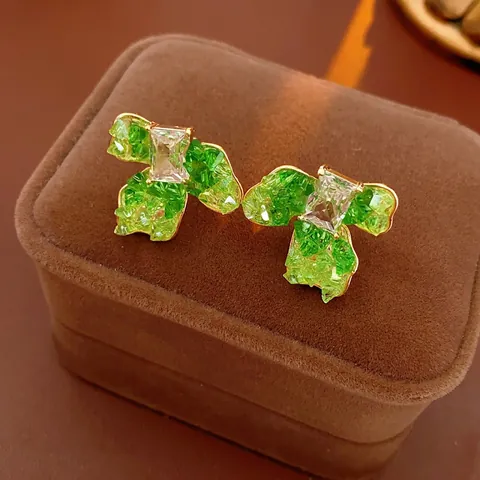 Boucles Doreilles Puces Fleurs Avec Cristal Incrusté Cuivre Plaqué Or Et Tige En Argent Sterling 925 Style Forêt