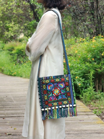 Women's Crossbody Bag Canvas Ethnic Style Floral Embroidery Tassel Wood Beads Bohemian Shoulder Bag Travel Casual