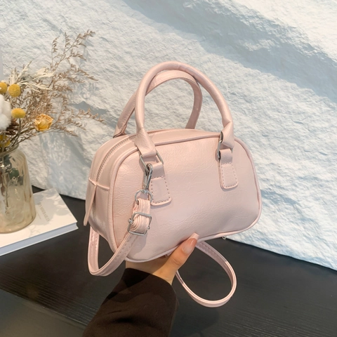 Mini Sac Boston Femmes PU Cuir Métallique Texture Plissée Sac À Main Bandoulière Rétro Style De Rue Élégant