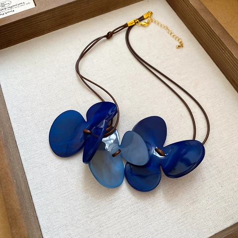 Blumen Anhänger Halskette Acryl Blütenblätter Wachsseil Verstellbare Kette Sommerurlaub Retro Stil Für Damen