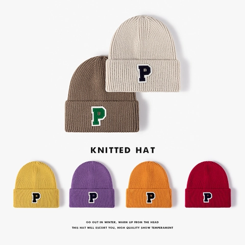 Knitted Beanie Hat Acrylic Warm Winter Outdoor Letter P Patch Varsity Retro Style For Men Women