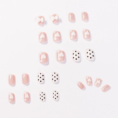Glossy Press On Nails Nude White Polka Dot 3D Resin Bow Heart Glitter Short Square Oval Fake Nails