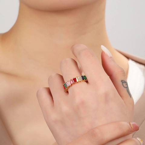 Anello Eternity In Zircone Colorato Rame Placcato Oro Fascia Geometrica Gioielli Di Tendenza Di Lusso Per Donne