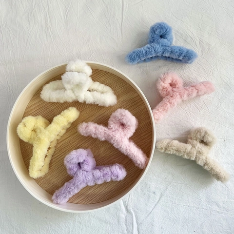 Women Plush Faux Rabbit Fur Hair Claw Clip Large Fluffy Shark Clip Autumn Winter Elegant Hair Accessories