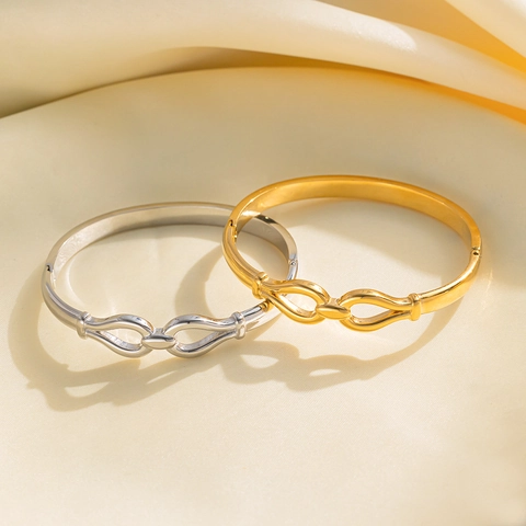 Minimalistischer Armreif aus Edelstahl für Damen Poliert Galvanisiertes Knotendesign Gold Silber Eleganter Modeschmuck
