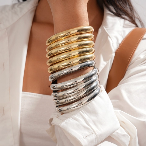 Minimalist Polished Iron Bangles For Women Geometric Chunky Metal Round Stacking Bracelets Trendy Fashion Jewelry