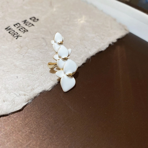 Elegante Schmetterling Blume Ohrclip Vergoldet Emaille Ohne Piercing Kupfer Schmuck Für Damen Süßer Stil
