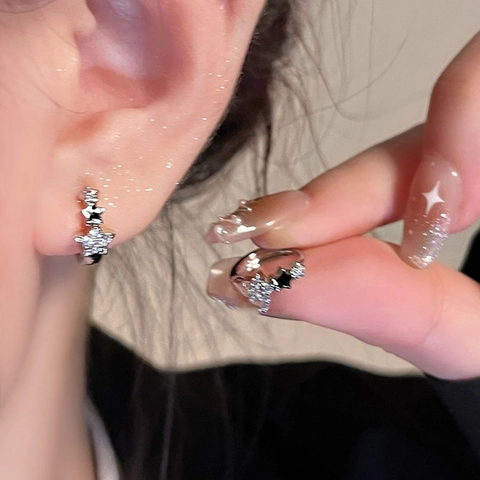 Créoles Étoiles Base En Cuivre Avec Zircon Et Émail Noir Bijoux De Mode Chic Pour Femmes Minimaliste Dainty Émail