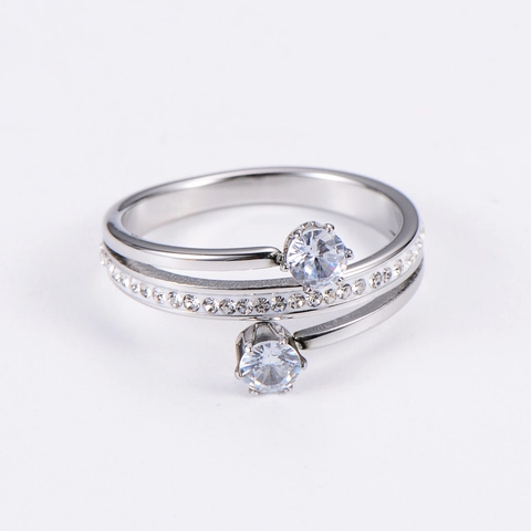 Spiral Wrap Multi Layer Ring 304 Stainless Steel Large Zircon Inlaid Elegant Fashion Commuting Jewelry For Women