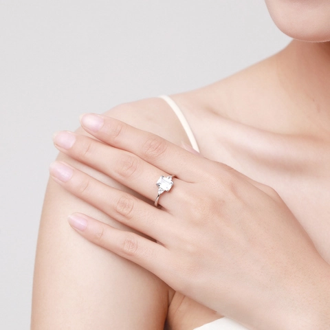 Ring 925 Sterling Silber Damen Smaragdschliff Zirkonia Drei Steine Verlobung Luxus Schmuck Elegant Klassisch