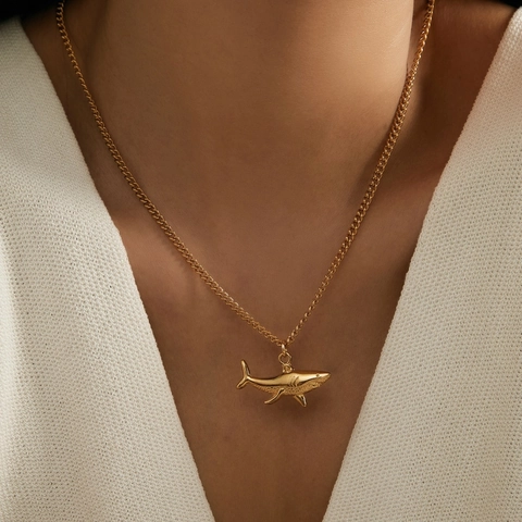 Stainless Steel Shark Pendant Necklace For Women Minimalist Ocean Style Gold Silver Plated Marine Animal Fashion Jewelry