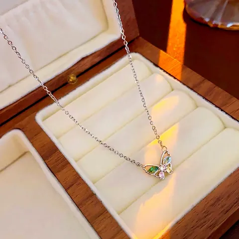 Collana Con Ciondolo A Farfalla In Zircone Colorato Rame Traforato Catena Per Clavicola Gioielli Minimalisti Regalo Per Donne