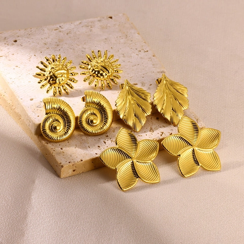 Exaggerated Stainless Steel Gold Flower Stud Earrings For Women Unique Petal Heart Sun Leaf Texture Geometric Metal Jewelry